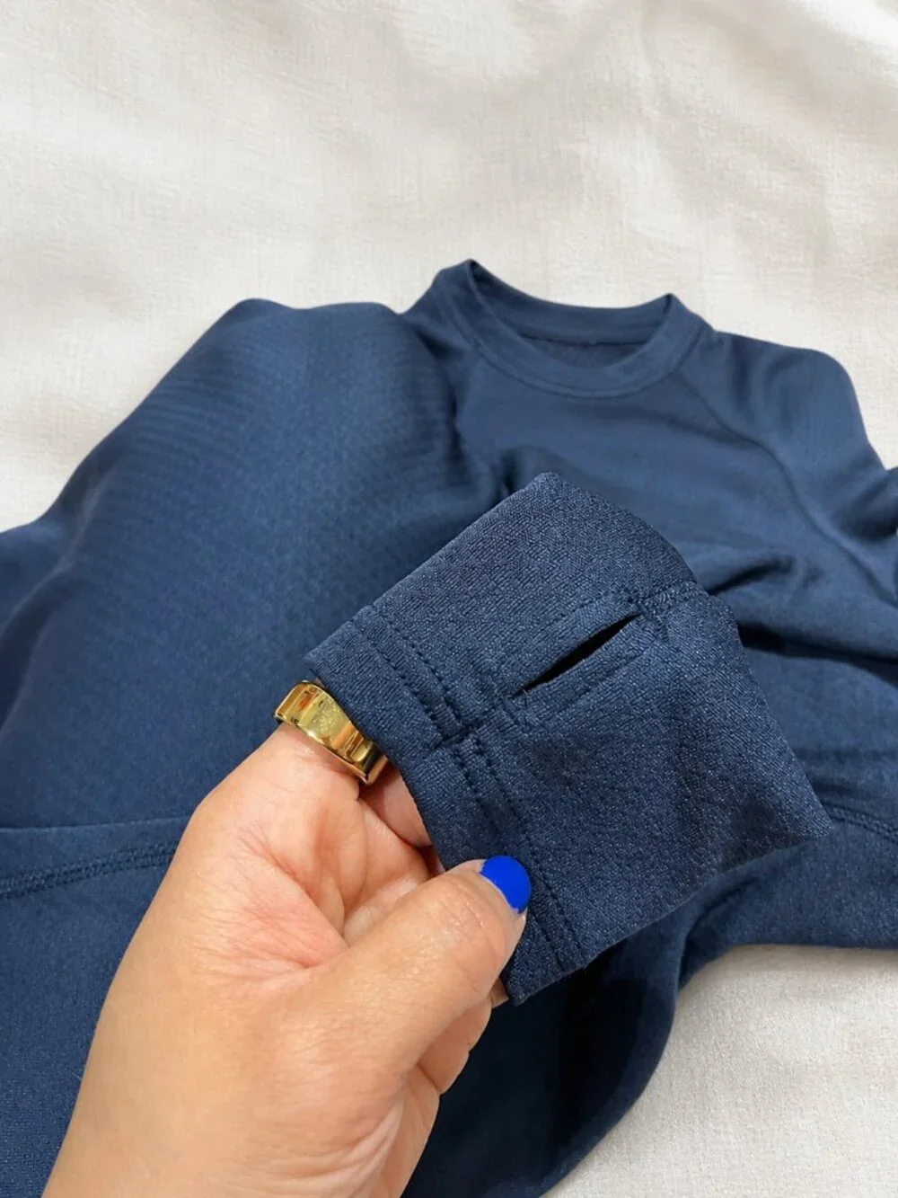 Patagonia Kids Capilene Midweight Crew Navy Thermal Baselayer Top L 12 Thumbhole